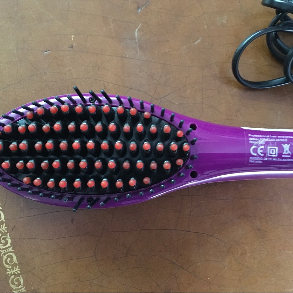 Jolie Vibrant Purple Hair Styling Brush